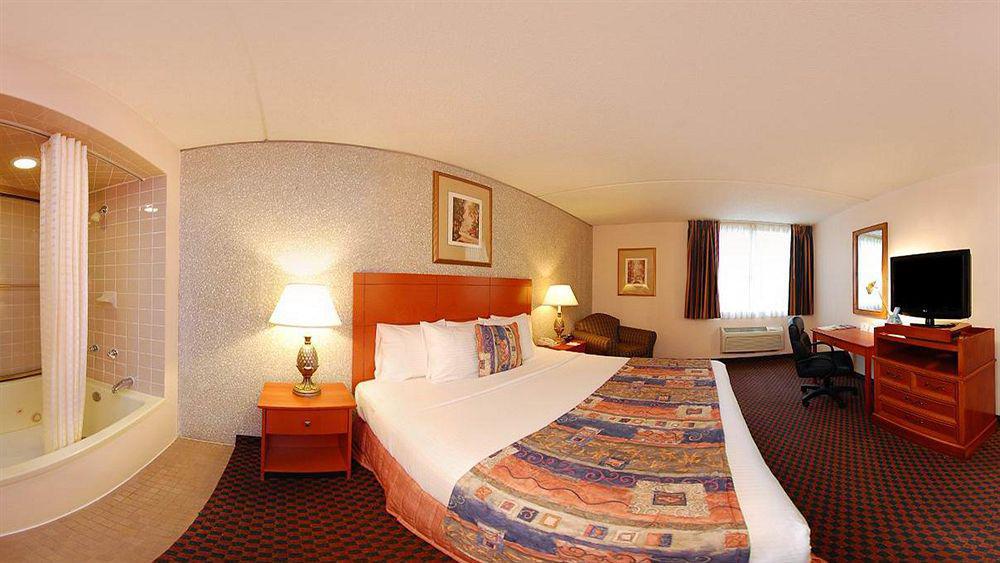 Quality Inn & Suites Austin North Exterior foto